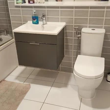 Luxurious Apartment, Right At Luas,tram Stop Δουβλίνο