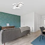 Luxurious 2 Bed In South Dublin, Right At Luas, Tram Stop Apartmán Dublin