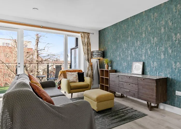 Appartamento Luxurious 2 Bed In South Dublin, Right At Luas, Tram Stop